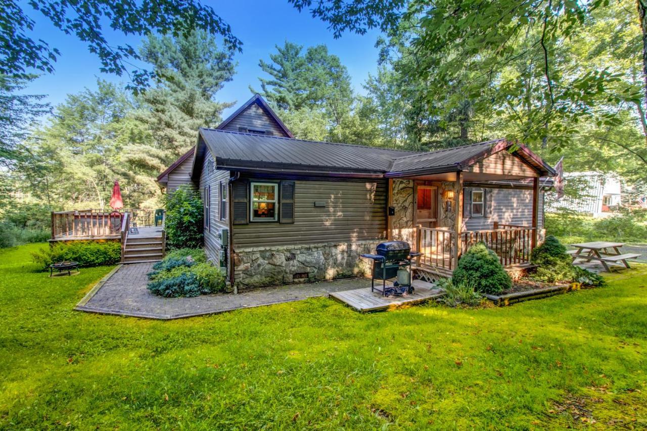 Life'S A Bear McHenry Exterior foto